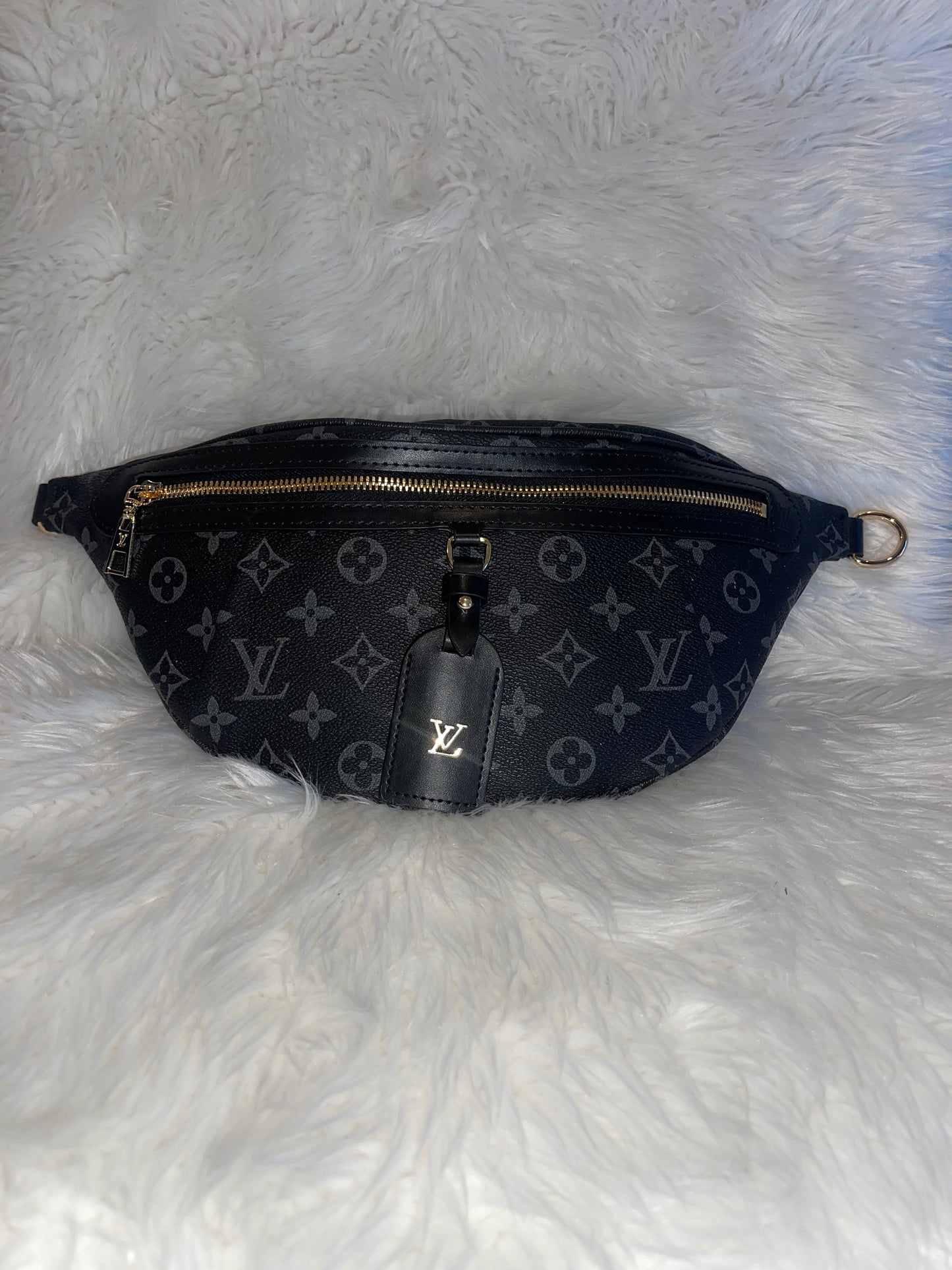 LV FANNY PACK