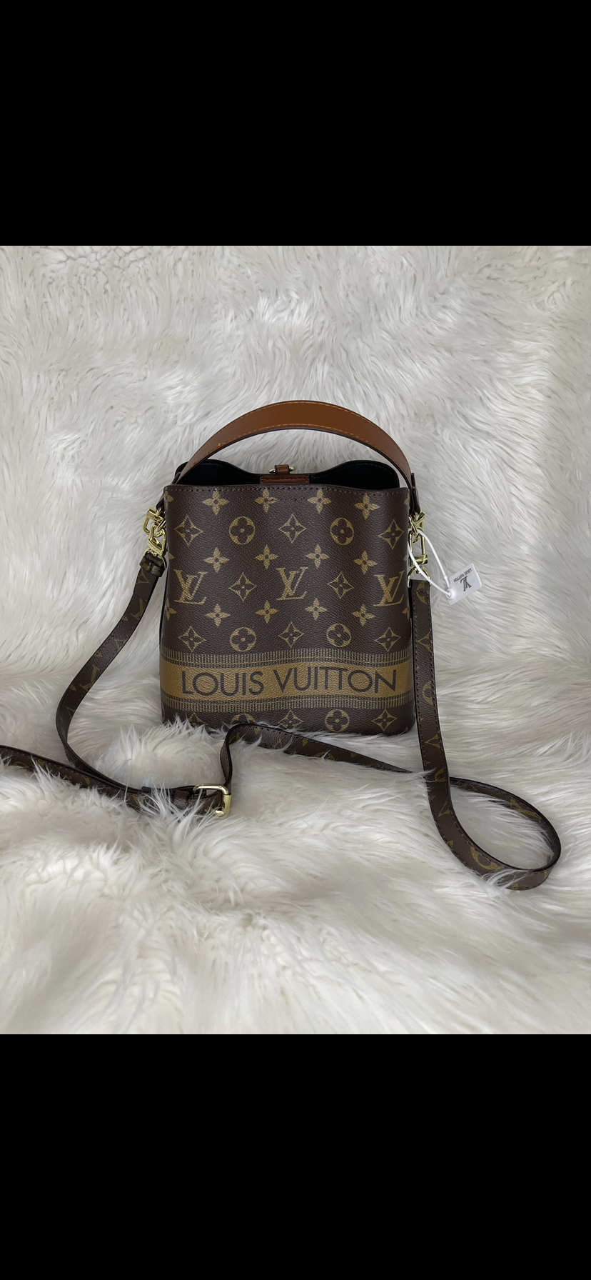 Lv handbag/crossbody